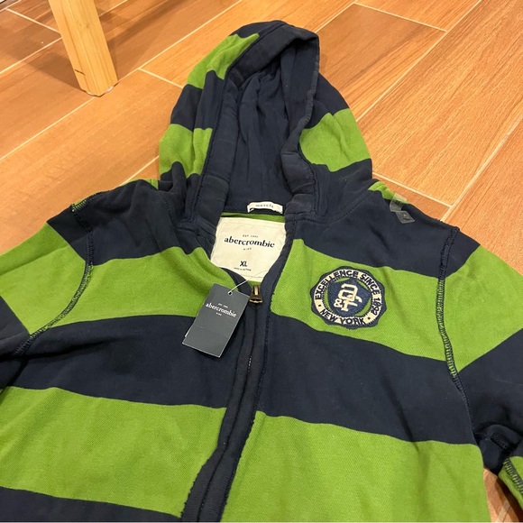 NWOT Abercrombie kids green stripe zip up hoodie size XL - Picture 4 of 5